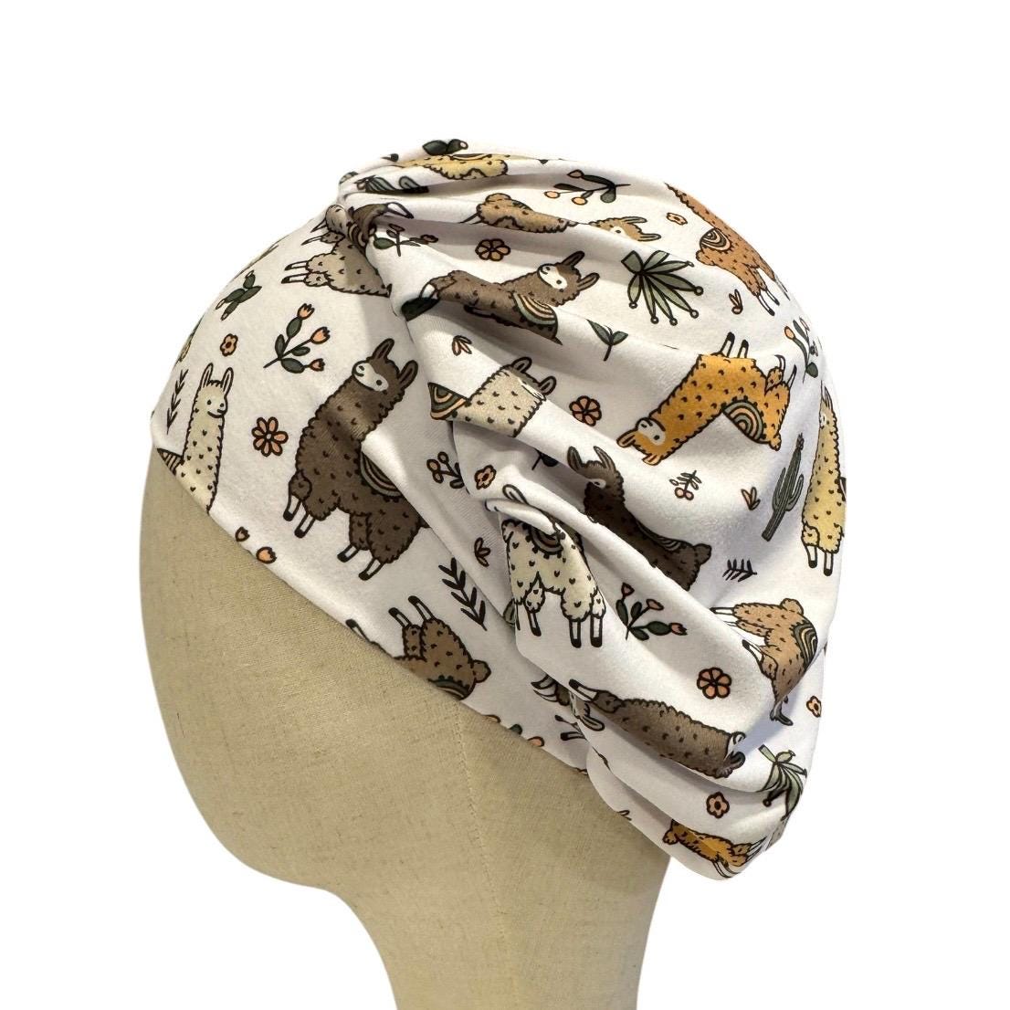 Llama Bouffant Scrub Cap – Cute Animal Surgical Cap, Nurse Hat, White Llama print