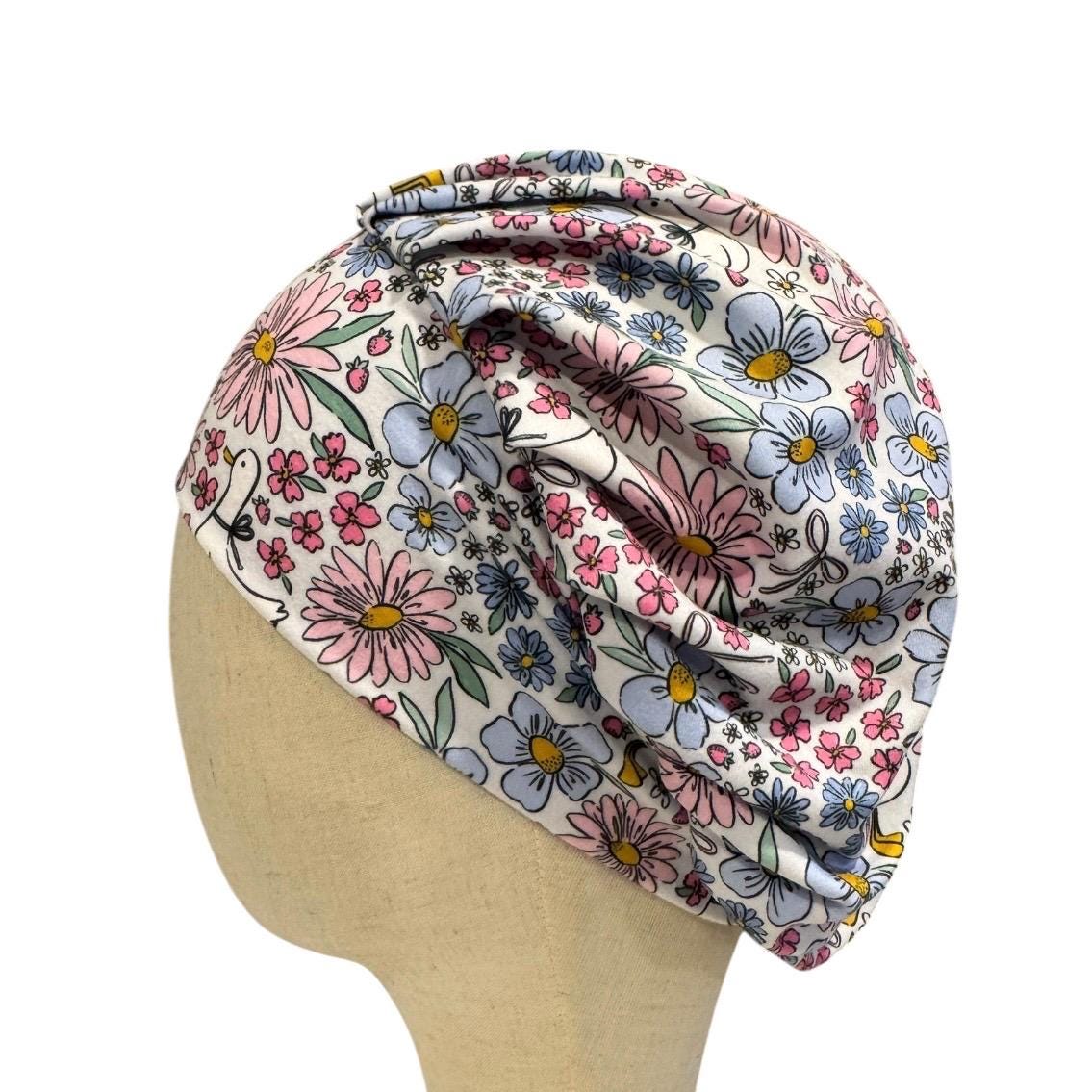 Pastel Floral Geese Scrub Cap, Bouffant Surgical Cap, Soft Flower Print Nurse Hat, Women’s Work Cap