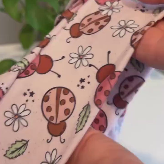 Floral Scrub Cap – Handmade Bouffant Surgical Hat, Nurse Cap with Flowers